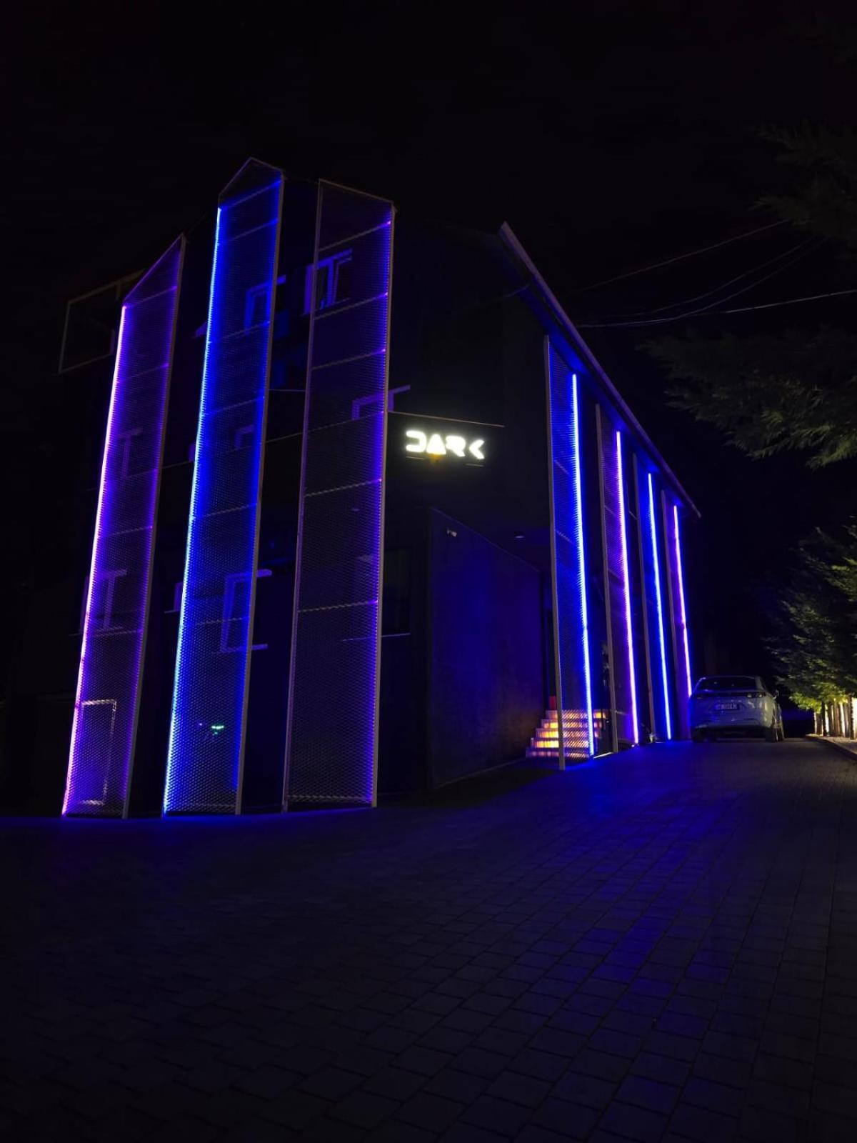 Dark Boutique Hotel Shkoze Exterior photo
